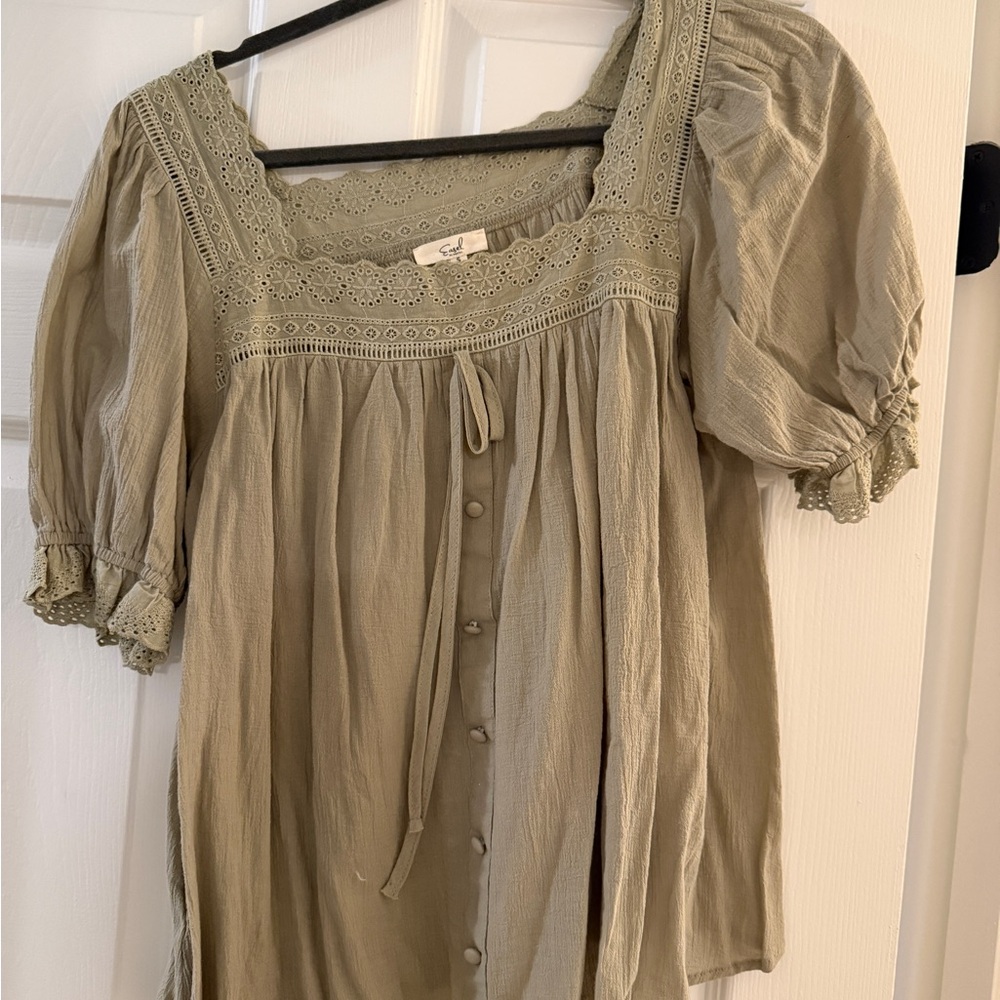 Chic Olive Button-Down Blouse with Lace Detail